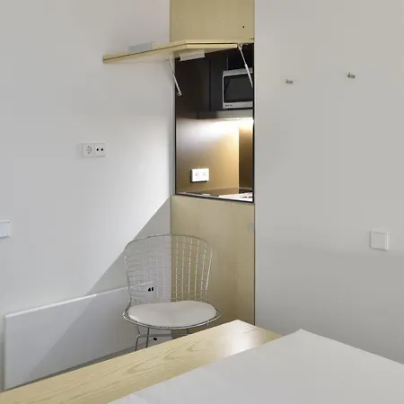 House Of Artists Nocleg ze śniadaniem 3*