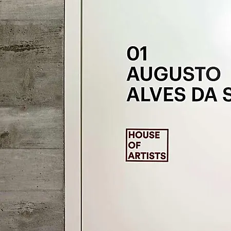 House Of Artists Oda ve Kahvaltı 3*