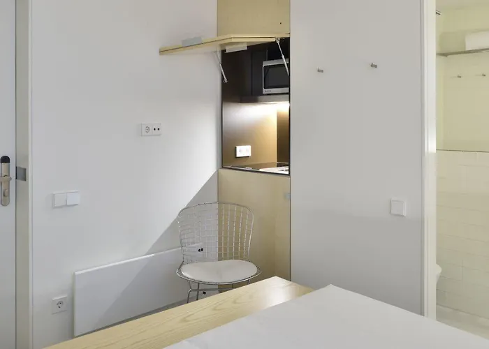 House Of Artists Bed & Breakfast 3*