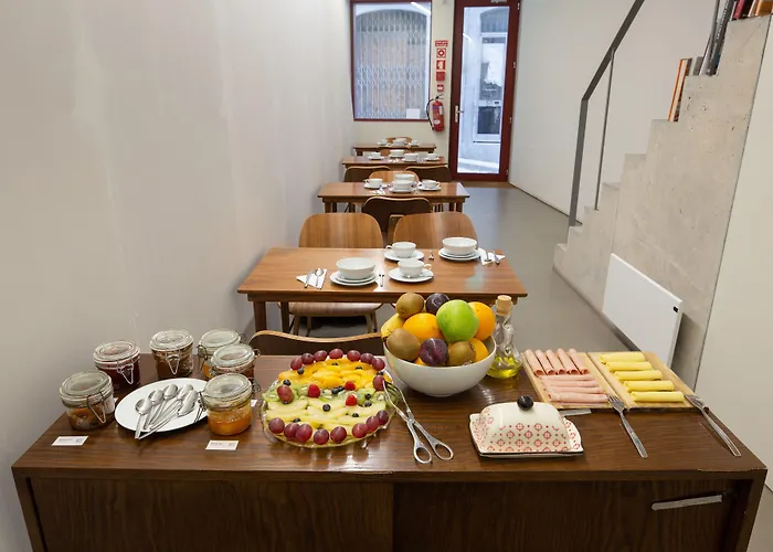 Oda ve Kahvaltı House Of Artists 3*