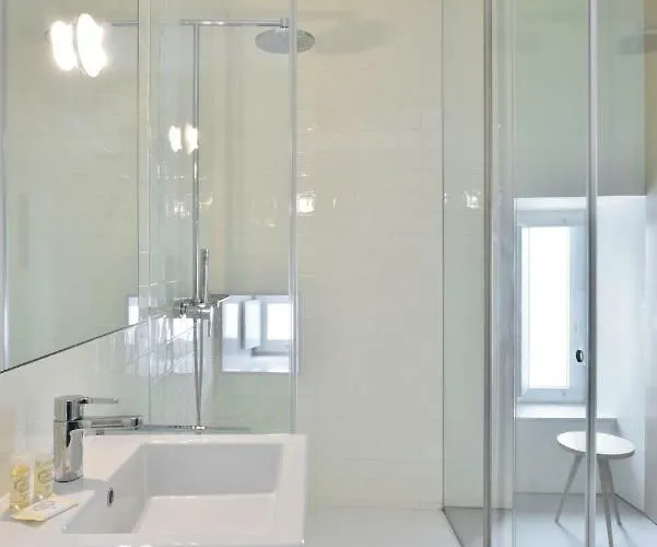 House Of Artists 3* Porto