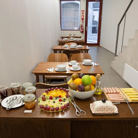 Bed and breakfast House Of Artists 3*