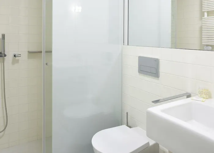 House Of Artists Bed and breakfast 3*