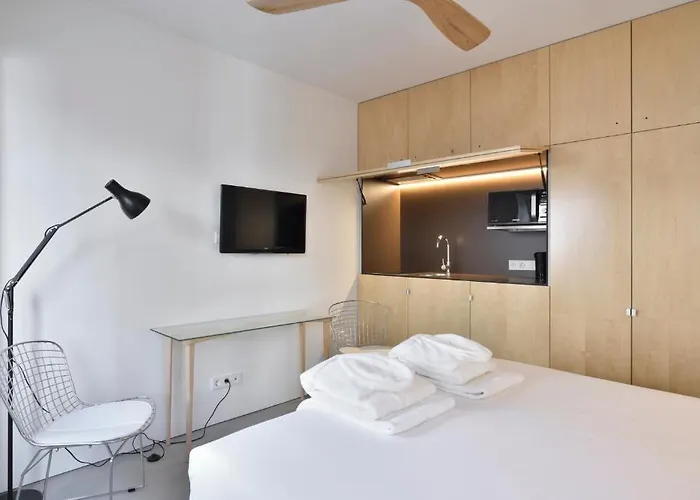 Bed & Breakfast House Of Artists